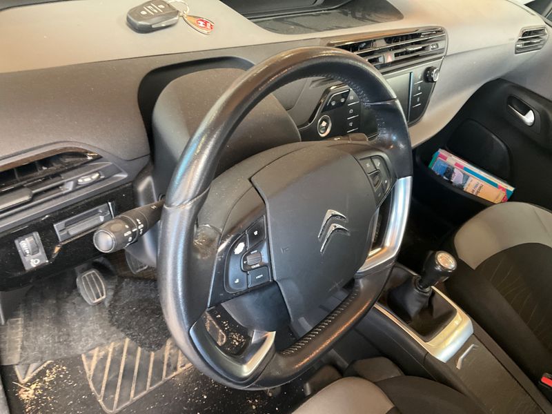Citroen C4 Picasso 1.6 Blue-HDi Seduction 2016 – снимка 28