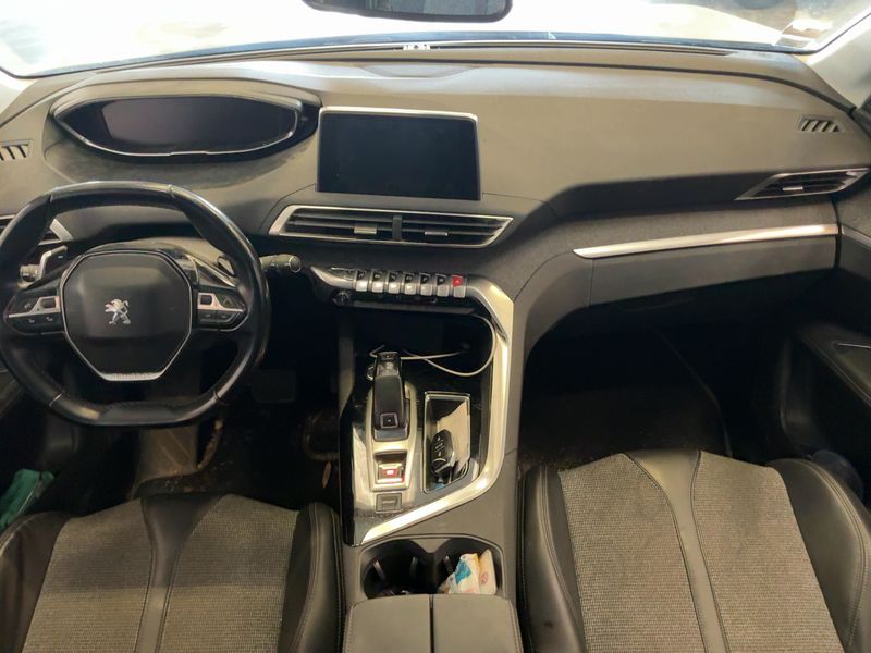 Peugeot 3008 1.5 Blue-HDi Allure Business 2018 – снимка 17