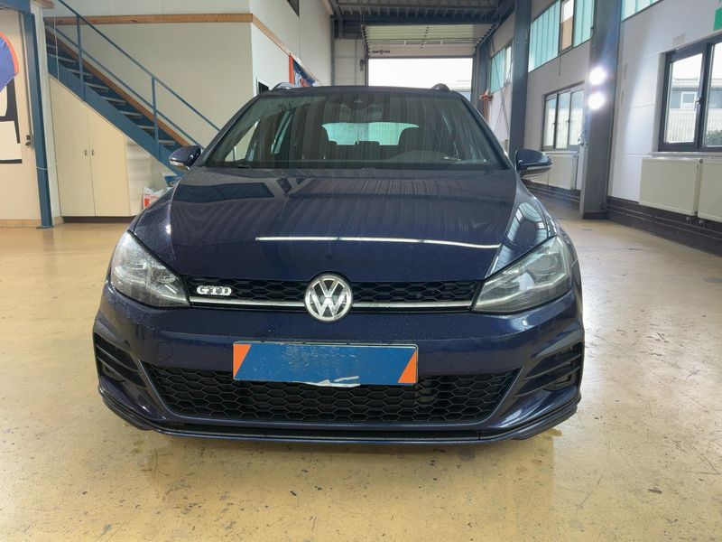 Volkswagen Golf VII 2.0 TDI GTD BlueMotion Tech 2018 – снимка 14