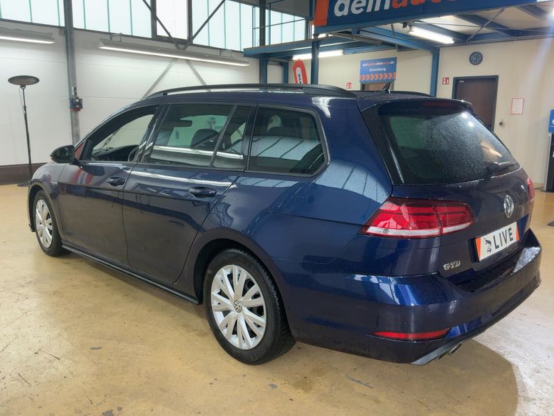 Volkswagen Golf VII 2.0 TDI GTD BlueMotion Tech 2018 – снимка 6