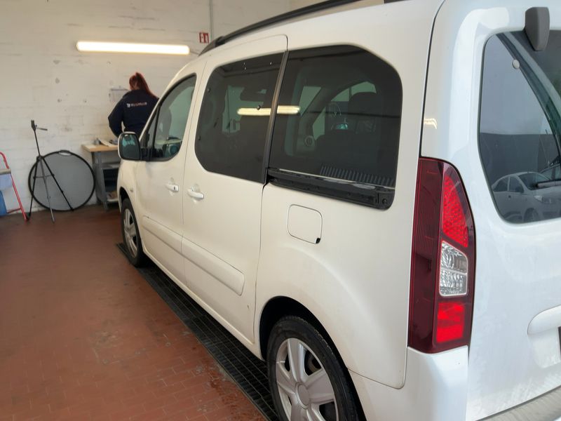 Peugeot Partner 1.6 Blue-HDi Allure 2017 – снимка 6