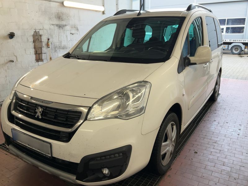 Peugeot Partner 1.6 Blue-HDi Allure 2017 – снимка 1