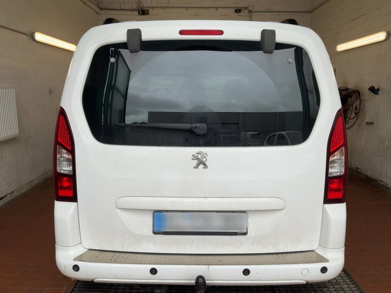 Peugeot Partner 1.6 Blue-HDi Allure 2017 – снимка 7
