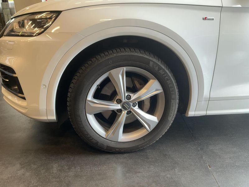 Audi Q5 55 TFSIe quattro sport 2020 – снимка 3