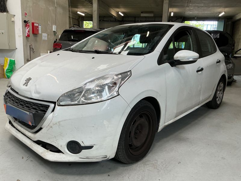 Peugeot 208 1.4 HDi Affaire Pack CD Clim 2014 – снимка 1