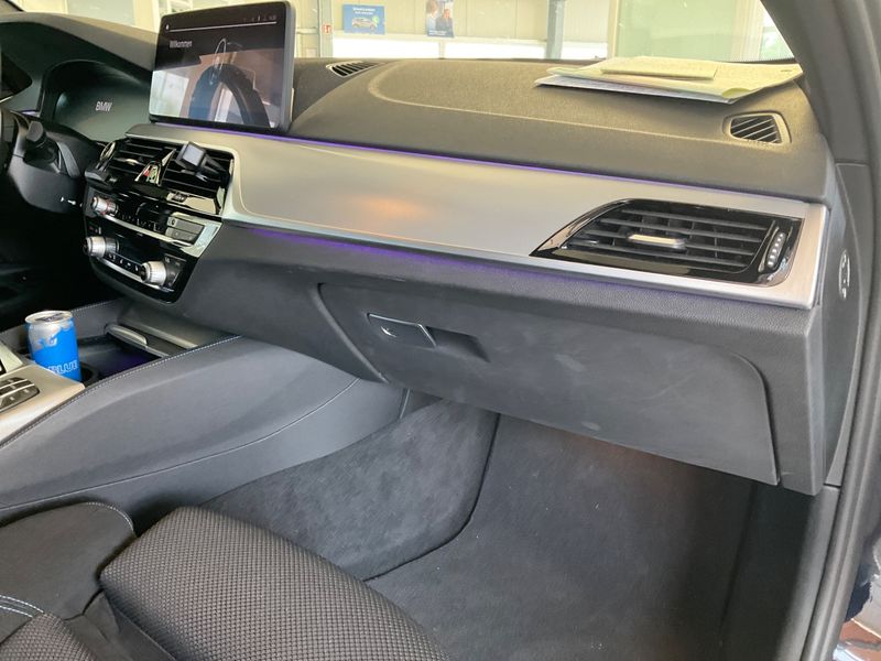 BMW 5er 530d Mild-Hybrid xDrive M Sport 2021 – снимка 24