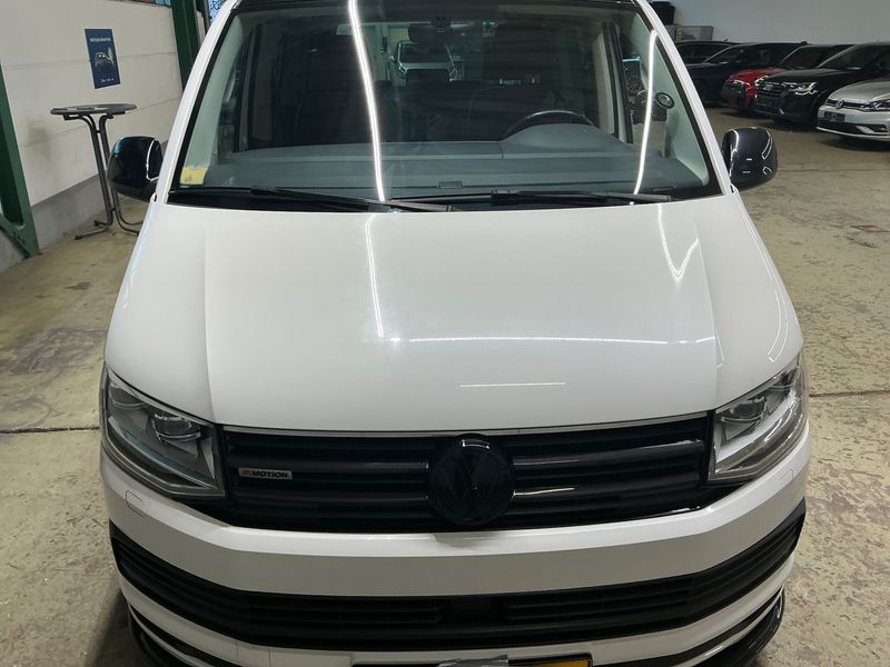 Volkswagen T6 Multivan 2.0 TDI Edition 4Motion 2017 – снимка 25