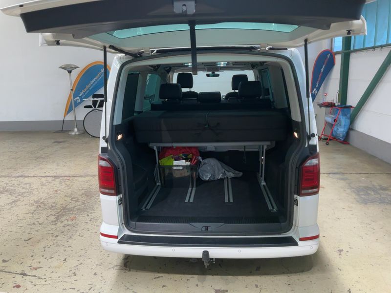 Volkswagen T6 Multivan 2.0 TDI Edition 4Motion 2017 – снимка 16