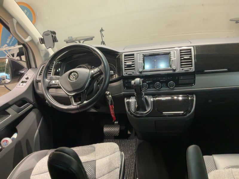 Volkswagen T6 Multivan 2.0 TDI Edition 4Motion 2017 – снимка 18