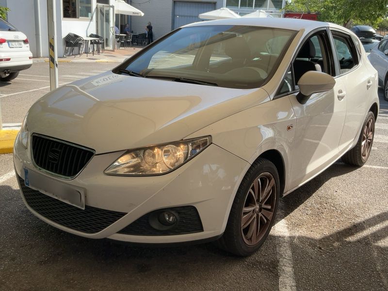 Seat Ibiza 1.6 TDI Good Stuff 2010 – снимка 1