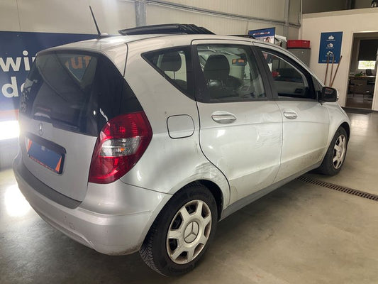 Mercedes-Benz A-Klasse A 150 Classic 2009 – снимка 2