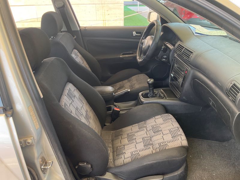 Volkswagen Passat 1.9 TDI Trendline 1999 – снимка 3