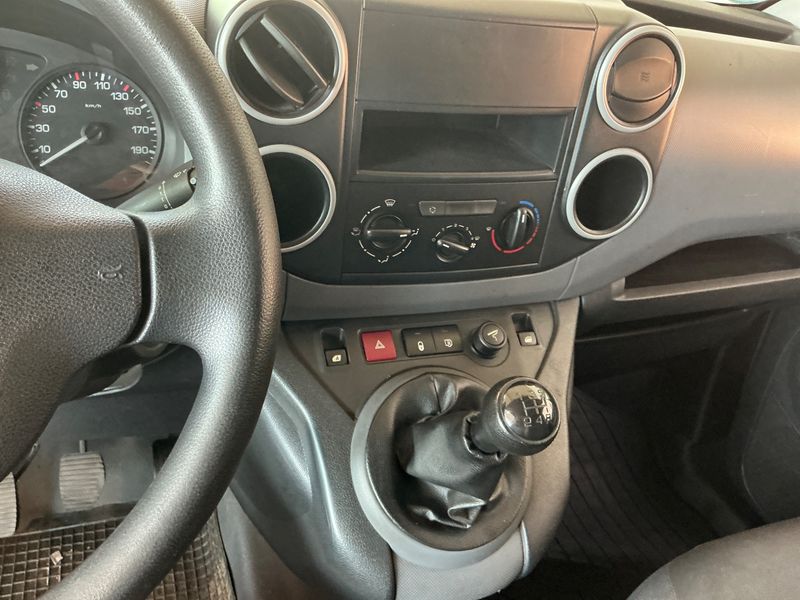Citroen Berlingo 1.6 Profi L1 2016 – снимка 36