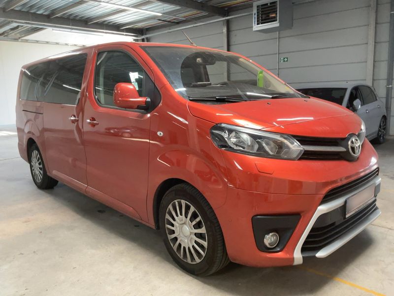 Toyota ProAce Verso 2.0 D-4D L2 Family 2023 – снимка 12
