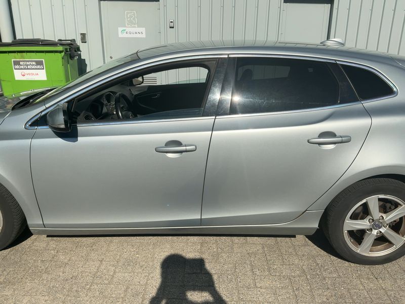 Volvo V40 1.6 D2 Momentum 2013 – снимка 4