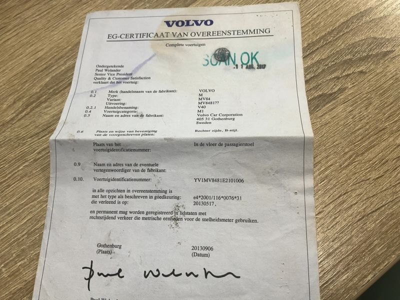 Volvo V40 1.6 D2 Momentum 2013 – снимка 21
