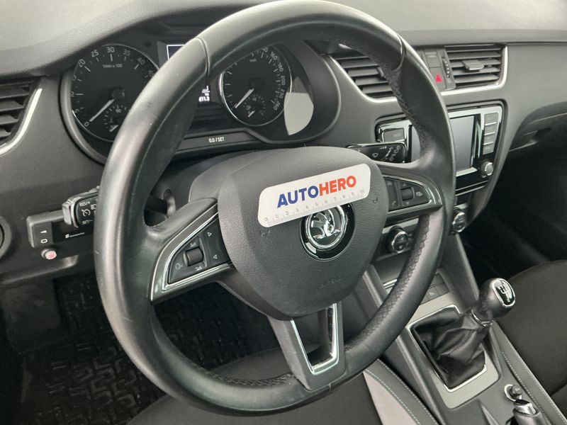 Skoda Octavia 1.6 TDI Joy 2017 – снимка 32