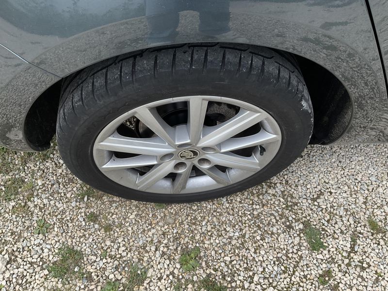 Skoda Octavia 1.6 TDI Joy 2017 – снимка 9