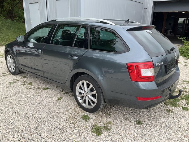 Skoda Octavia 1.6 TDI Joy 2017 – снимка 6