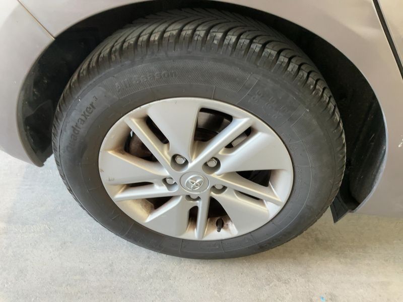 Toyota Auris 1.8 Hybrid Active 2013 – снимка 9