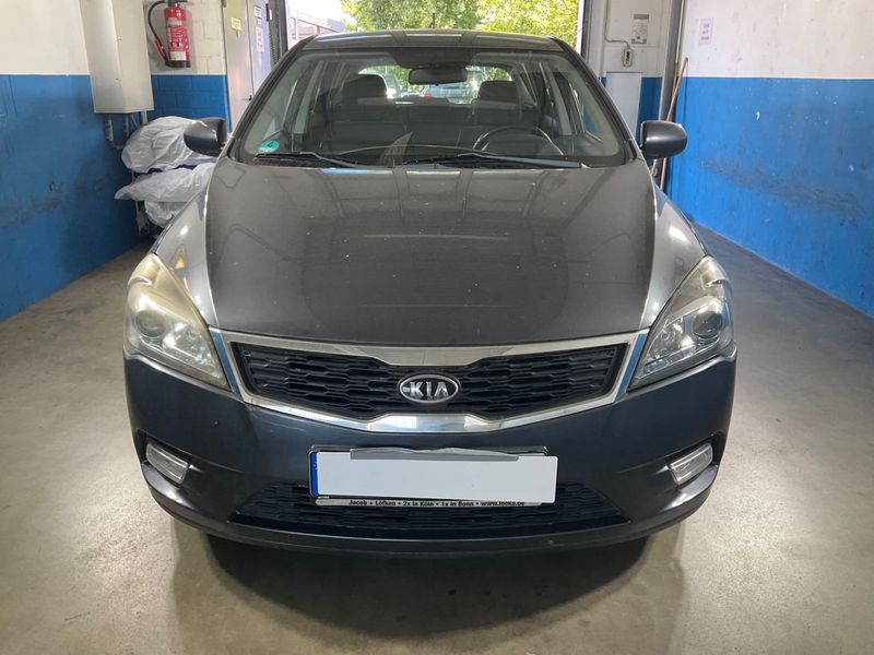 Kia cee'd 1.4 Vision 2011 – снимка 7
