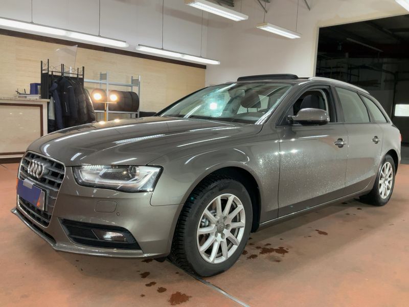 Audi A4 2.0 TDI quattro Attraction 2014