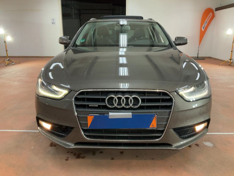 Audi A4 2.0 TDI quattro Attraction 2014 – снимка 9