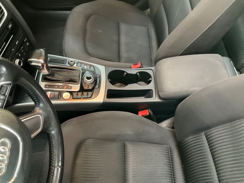Audi A4 2.0 TDI quattro Attraction 2014 – снимка 24