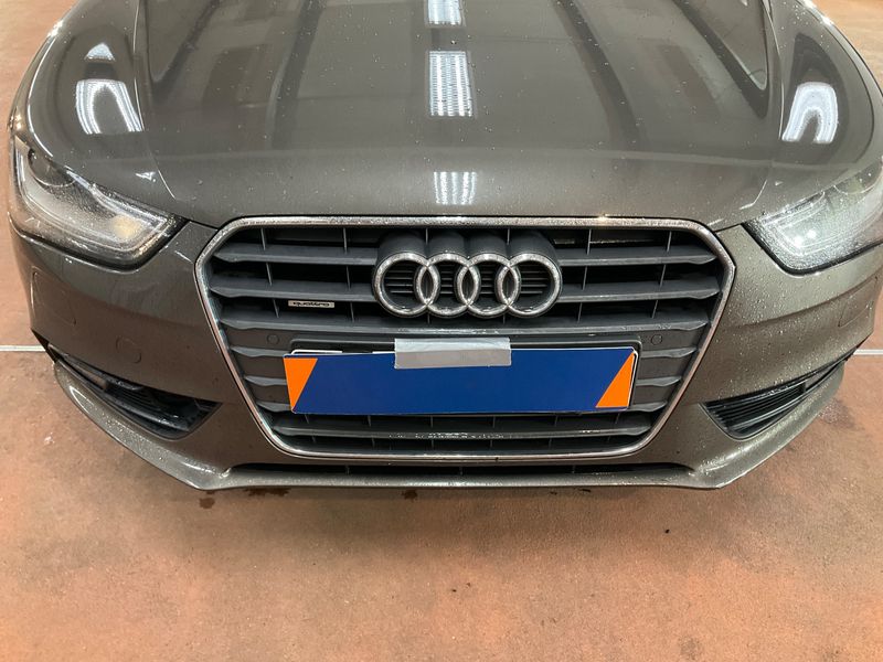 Audi A4 2.0 TDI quattro Attraction 2014 – снимка 29