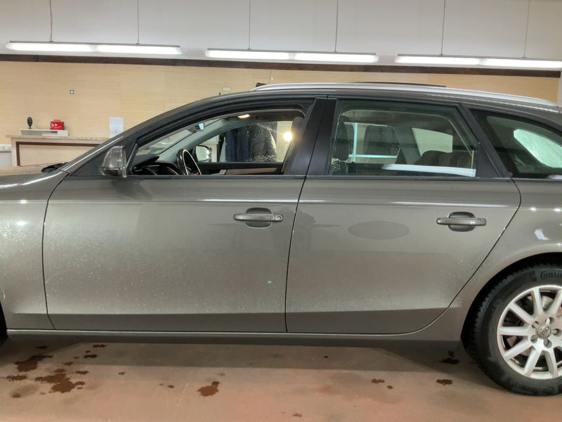 Audi A4 2.0 TDI quattro Attraction 2014 – снимка 4