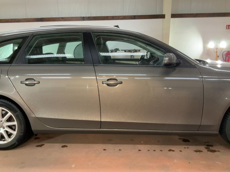Audi A4 2.0 TDI quattro Attraction 2014 – снимка 7