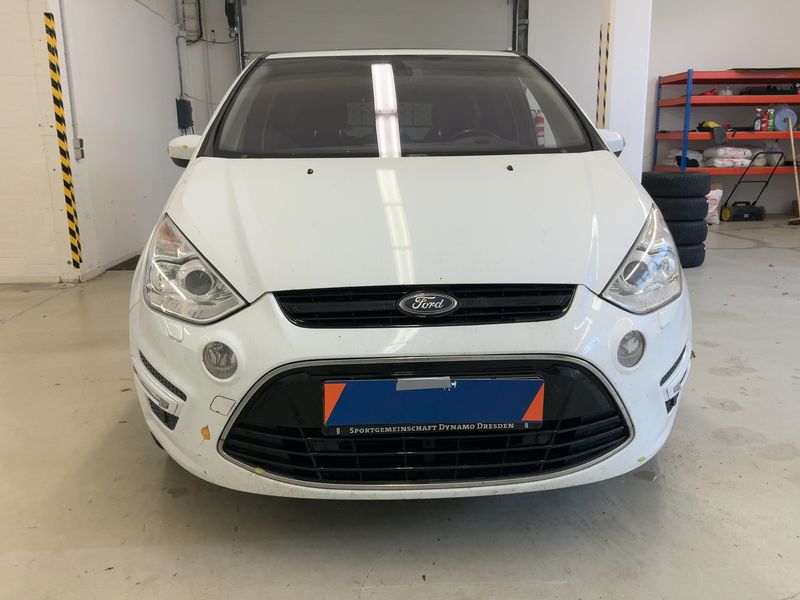 Ford S-Max 2.0 TDCi Titanium 2011 – снимка 14