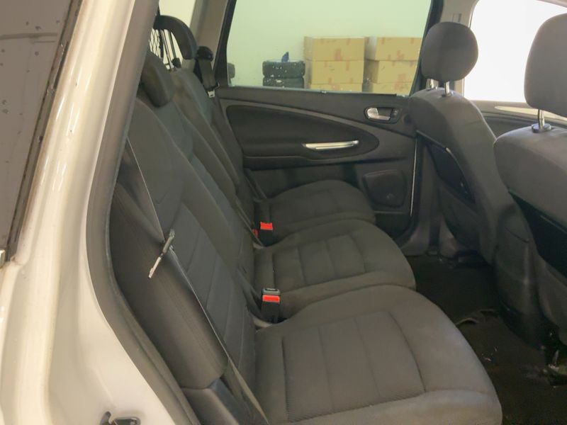 Ford S-Max 2.0 TDCi Titanium 2011 – снимка 20