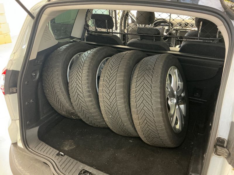 Ford S-Max 2.0 TDCi Titanium 2011 – снимка 15