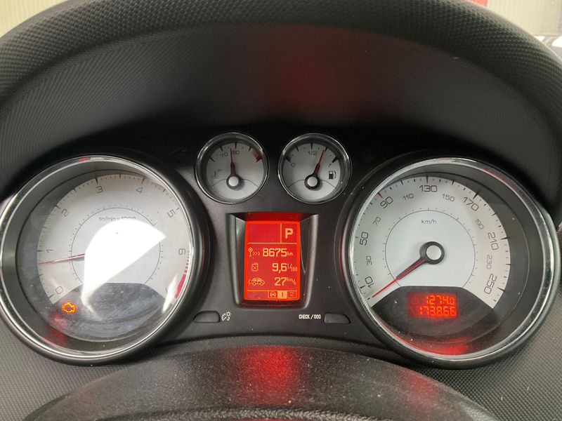 Peugeot 308 1.6 Allure 2011 – снимка 4