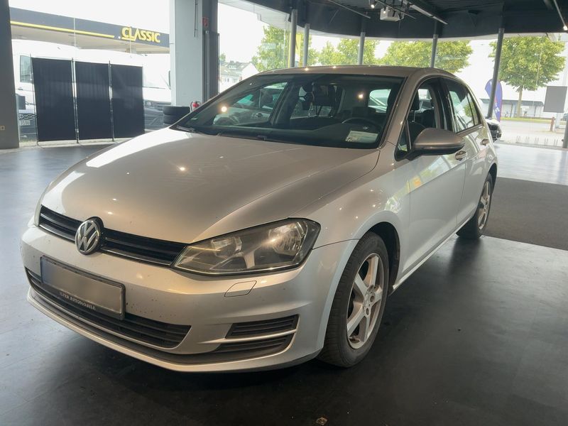 Volkswagen Golf VII 1.6 TDI Trendline BlueMotion Tech 2013 – снимка 1