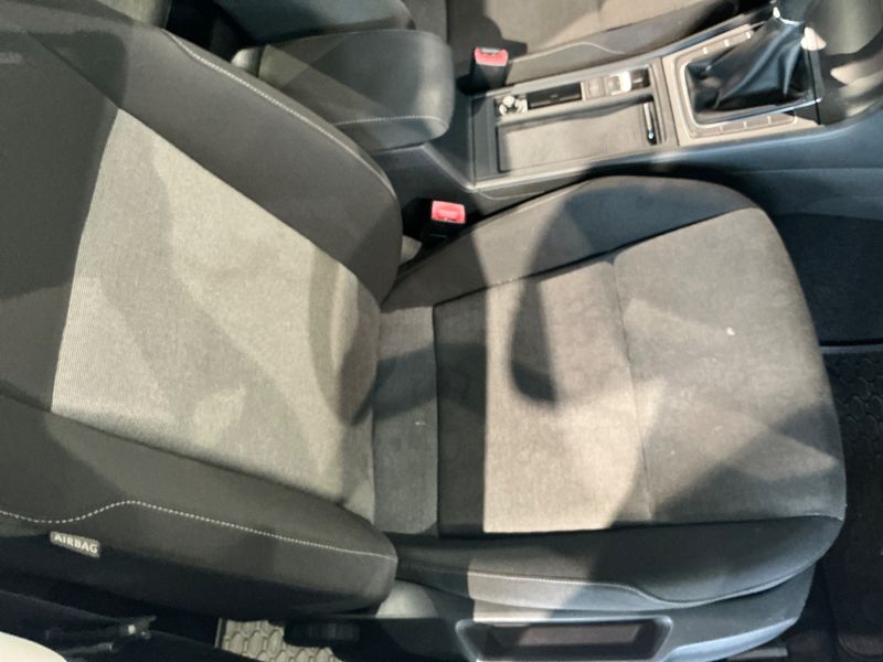 Volkswagen Golf VII 1.6 TDI Trendline BlueMotion Tech 2013 – снимка 27