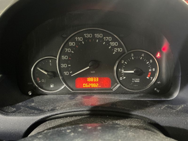Peugeot 1007 1.4 Trendy 2009 – снимка 4