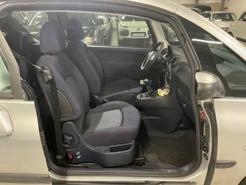 Peugeot 1007 1.4 Trendy 2009 – снимка 3