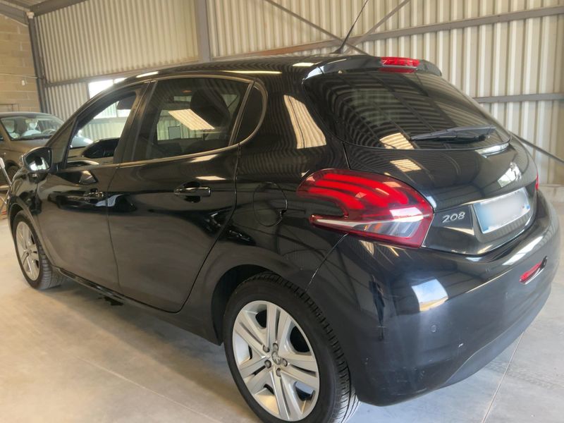Peugeot 208 1.2 PureTech Style 2016 – снимка 6