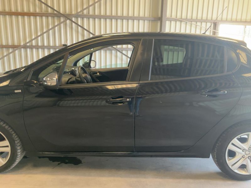 Peugeot 208 1.2 PureTech Style 2016 – снимка 4