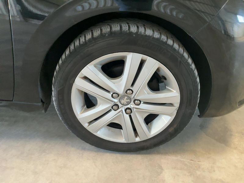 Peugeot 208 1.2 PureTech Style 2016 – снимка 11