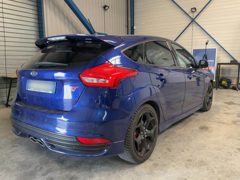 Ford Focus 2.0 TDCi ST 2018 – снимка 8