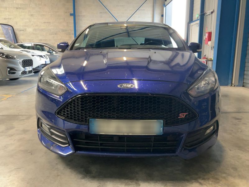 Ford Focus 2.0 TDCi ST 2018 – снимка 14