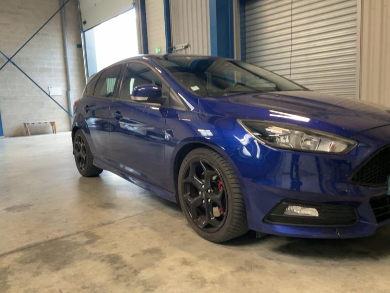 Ford Focus 2.0 TDCi ST 2018 – снимка 12