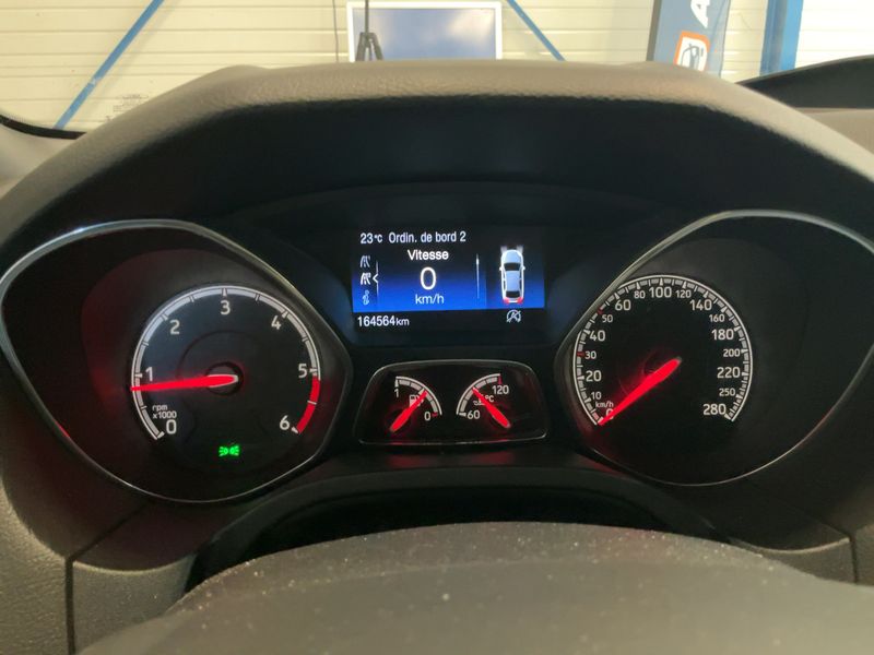 Ford Focus 2.0 TDCi ST 2018 – снимка 18
