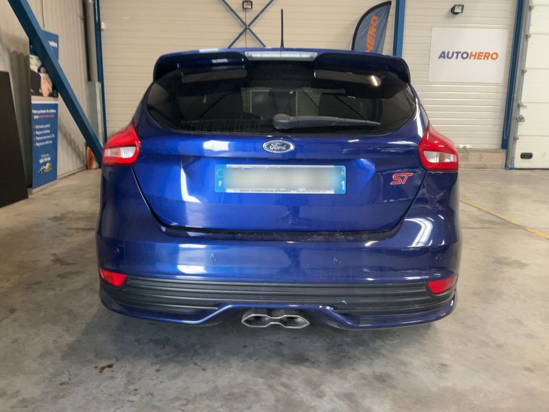 Ford Focus 2.0 TDCi ST 2018 – снимка 7