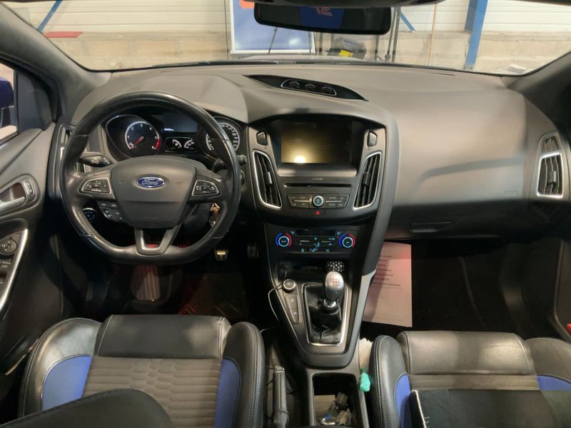 Ford Focus 2.0 TDCi ST 2018 – снимка 17