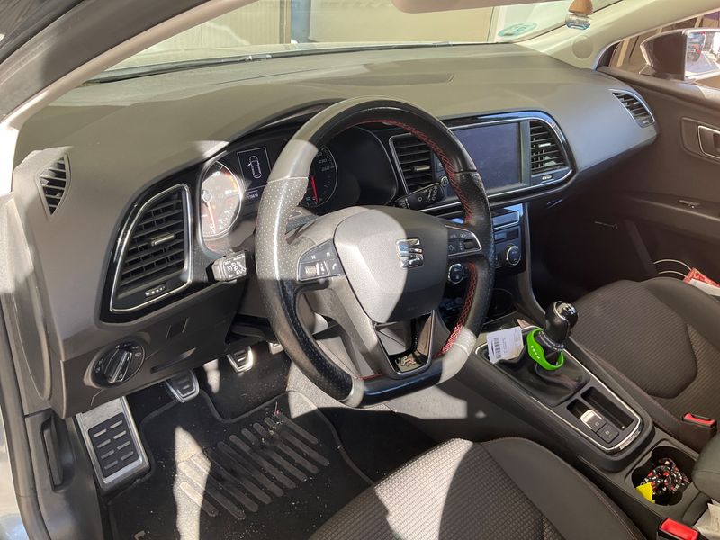 Seat Leon 2.0 TDI FR Plus 2017 – снимка 27