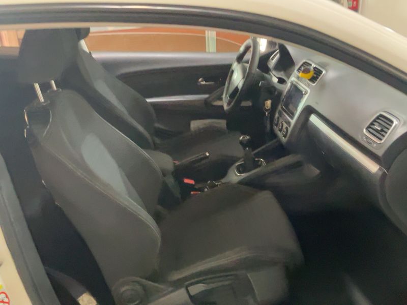 Volkswagen Scirocco 1.4 TSI 2009 – снимка 16